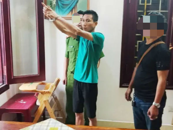 Băng nhóm đột nhập biệt thự trộm 200 cây vàng