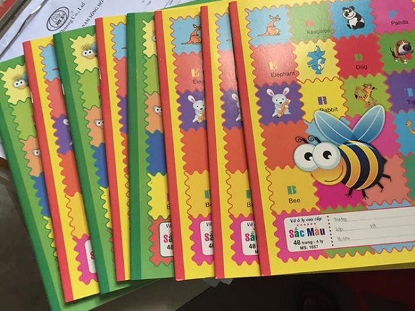 Những kiểu thưởng Tết kiểu 'Trời ơi!': người được 8 quyển vở ô ly, người lĩnh nguyên combo dầu ăn, bột giặt