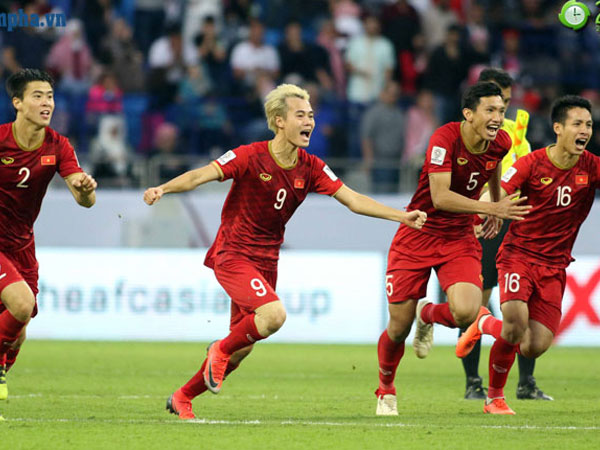 Video: Hành trình nghẹt thở vào tứ kết Asian Cup 2019 của đội tuyển Việt Nam