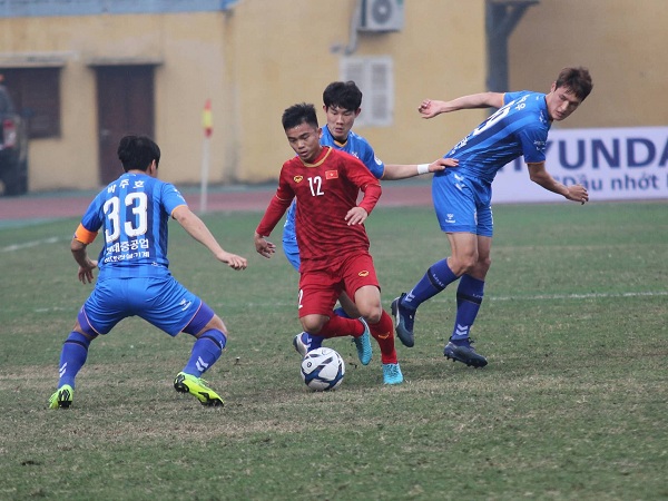 HLV Nguyễn Quốc Tuấn: 'Cầu thủ U22 Việt Nam chưa thực sự đáp ứng được nguyện vọng của tôi'