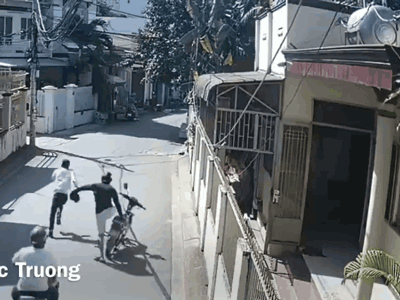 Video: Trộm vứt xe máy chạy thoát thân, cả xóm đuổi theo và diễn biến hài hước sau đó