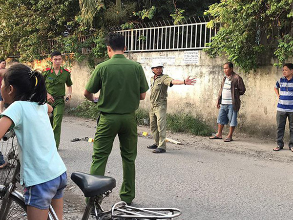 Người phụ nữ ở Sài Gòn bị bạn trai dùng kéo đâm gần 20 nhát vào chỗ nhạy cảm