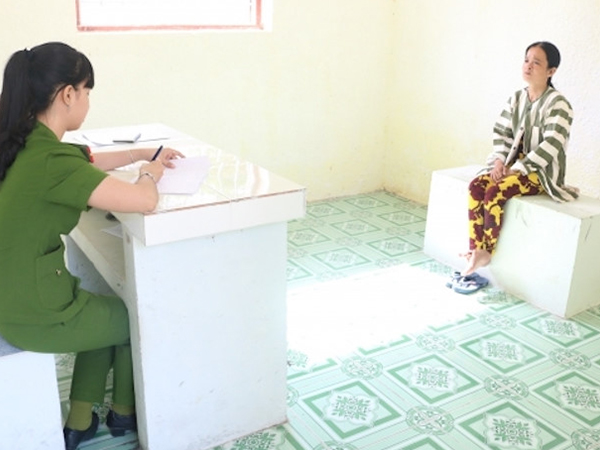 ‘Nữ quái’ cướp giật 14 sợi dây chuyền trong 2 ngày ở miền Tây