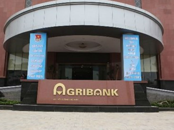 Rộ tin đồn Trưởng ban Tổ chức lao động và tiền lương của Agribank 'ôm' 200 tỷ của đồng nghiệp bỏ trốn