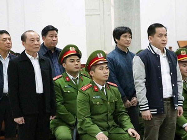 Vì sao ông Nguyễn Hữu Tín, Trần Văn Minh, Văn Hữu Chiến không xuất hiện ở phiên tòa Vũ 'nhôm'?