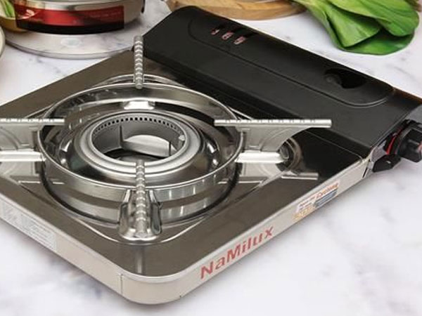 Ăn lẩu bằng bếp gas mini, nhiều người bị nổ nát tay