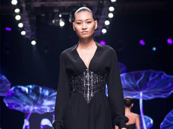 Người mẫu trẻ Kim Anh qua đời ở tuổi 26, sau 3 năm chống chọi với căn bệnh ung thư buồng trứng