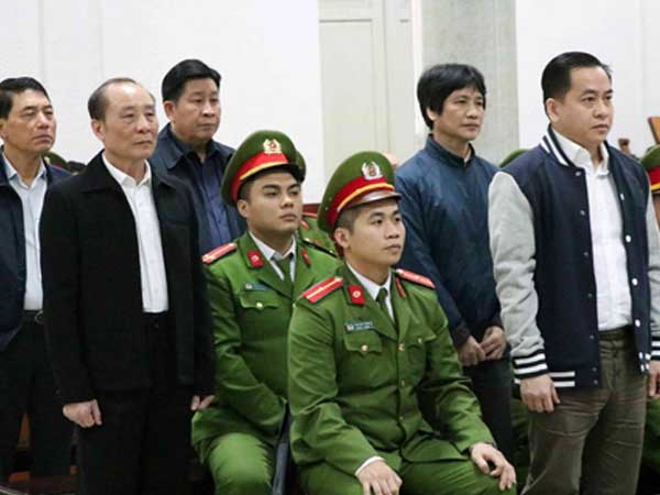 Tòa tuyên án với hai cựu thứ trưởng Bộ Công an
