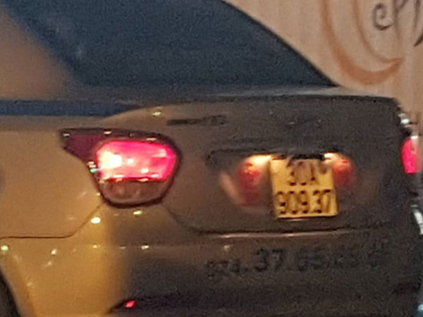 Vụ tài xế taxi bị cứa cổ tử vong nghi do cướp: Khách lên xe không gọi qua tổng đài