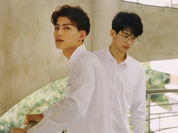 Hai hot boy Trung Quốc khoe bộ ảnh đậm mùi 'chemistry' làm dân tình thi nhau 'đẩy thuyền'