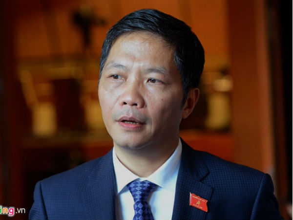 Việc dùng xe công của Bộ trưởng Trần Tuấn Anh là bài học cho cán bộ