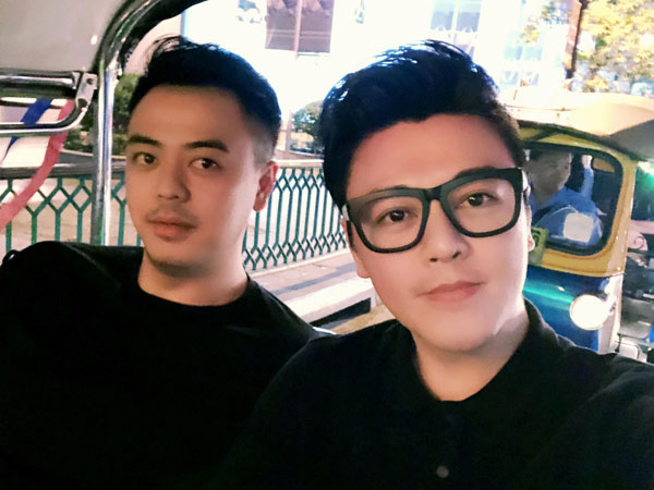 Anh trai MC Tuấn Tú sốc vì bị đồn vỡ nợ, phải bán nhà