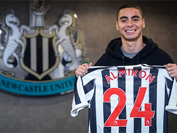 Newcastle phá sâu kỷ lục chuyển nhượng gắn với Michael Owen
