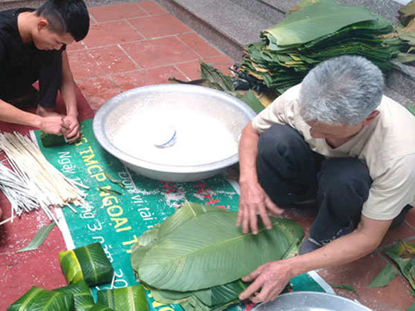 Video: Làng bánh chưng lớn nhất Hà Nội tất bật ngày giáp Tết