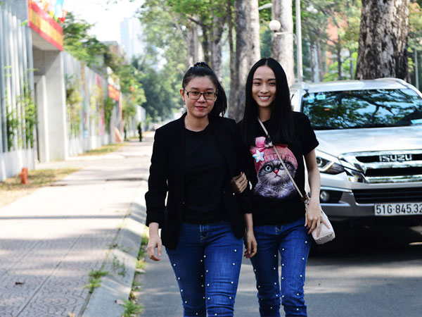 Vụ án bị đình chỉ, hoa hậu Phương Nga có được bồi thường?