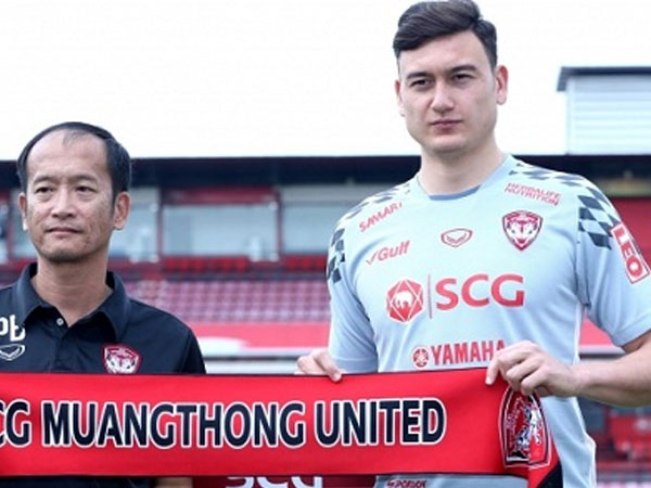 HLV Muangthong so sánh Đặng Văn Lâm với Oliver Kahn