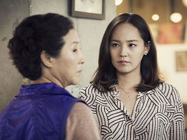 Biếu nhà nội 1 triệu tiền sắm Tết, đi đâu tôi cũng bị chỉ trỏ, hỏi mẹ chồng thì bà khóc ầm lên kêu oan