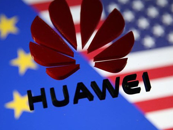 Tổng thống Trump cấm các thiết bị Huawei trong mạng không dây của Mỹ