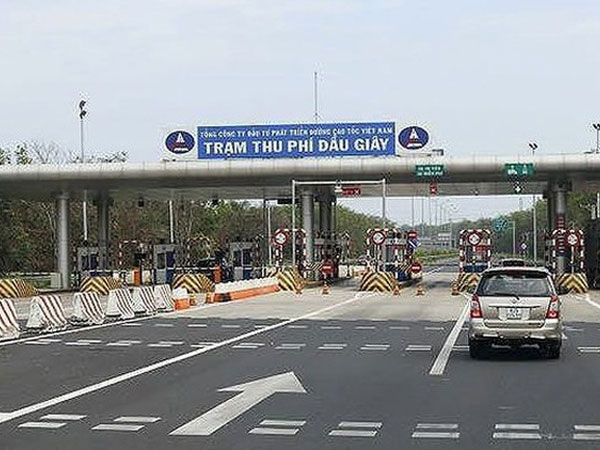 Bộ GTVT: VEC phải thu hồi quyết định từ chối phục vụ vĩnh viễn 2 ôtô vi phạm
