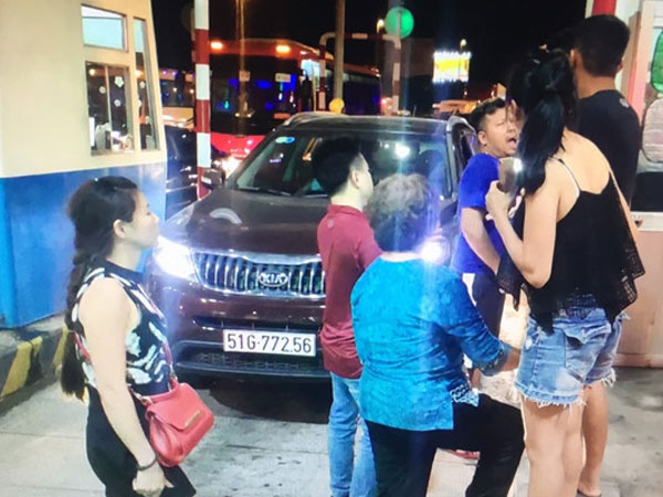 'VEC không có quyền cấm vĩnh viễn 2 ôtô vào cao tốc'