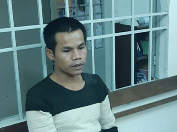 Khởi tố nghi can cưỡng bức cô hàng xóm, thả xuống sông