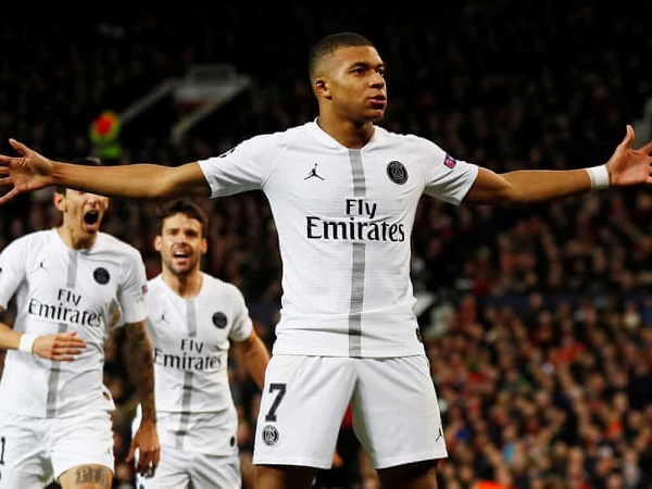 MU 0-2 PSG: Mbappe ghi bàn 'hộ' Neymar và Cavani, PSG đánh sập Nhà hát của Những giấc mơ