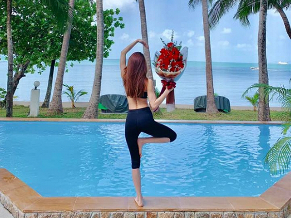 Kim Lý đăng ảnh người tình 'giấu mặt' trong ngày Valentine, Hà Hồ bình luận bất ngờ