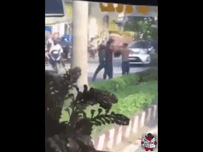 Video: Thẳng tay đánh phụ nữ giữa đường, người đàn ông nhận cái kết bẽ bàng