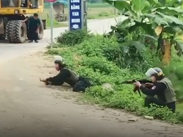 Truy tìm nghi phạm thứ 4 trong vụ cầm súng cố thủ ở xe chở ma tuý