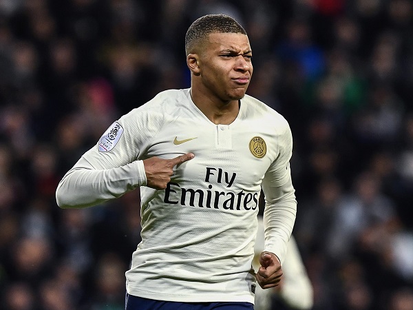 Clip: Kylian Mbappe lại sắm vai người hùng giúp PSG thắng tối thiểu