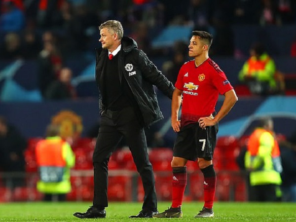 HLV Solskjaer ví phong độ của Sanchez như... chai tương cà và sẵn sàng bùng nổ bất cứ lúc nào