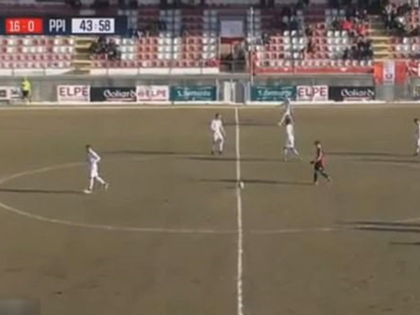Ra sân với 7 cầu thủ, CLB Italy thua 0-20