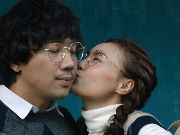 ‘Cua lại vợ bầu’ phá kỷ lục và câu chuyện buồn chất lượng phim Tết