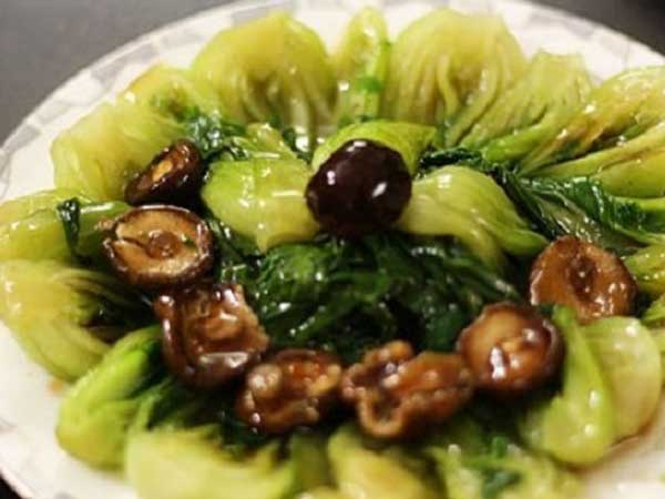 Tác dụng thần kỳ của loại rau rẻ bèo, người Việt nào cũng từng ăn