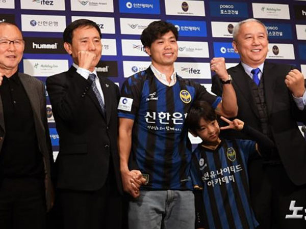 Dân mạng Hàn khen ngợi Công Phượng khi ghi bàn cho Incheon United