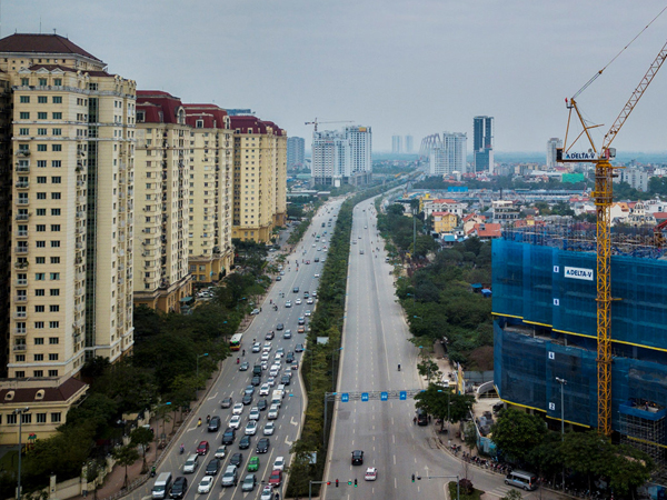 Đường mở đến đâu, chung cư cao tầng mọc đến đó ở tây Hồ Tây