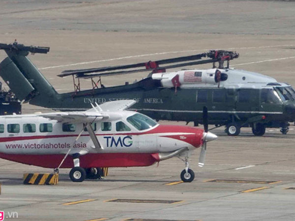 Marine One của TT Trump được C-17 đưa đến Hà Nội