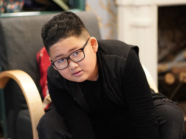 Cậu bé Hà Nội có khuôn mặt giống Kim Jong-un gây bão: Con không thích làm người nổi tiếng