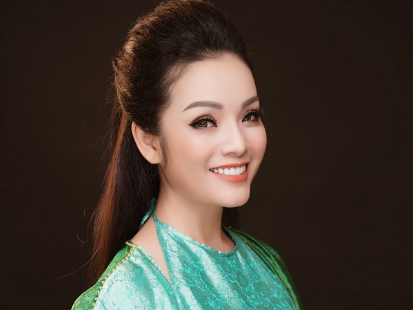 Tân Nhàn hoãn liveshow vì cuộc họp của hai nhà lãnh đạo Donald Trump và Kim Jong-un