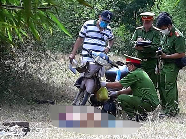Nghi can sát hại người phụ nữ lõa thể: 'Mua hòm đẹp chôn mẹ mày'