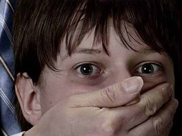 Người mẹ trẻ bắt cóc chính con ruột của mình