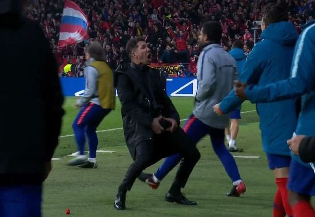 Simenone phân trần về màn ăn mừng phản cảm ở trận thắng Juventus