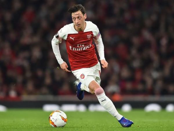 Unai Emery: Đây mới đúng là Ozil chúng tôi muốn thấy