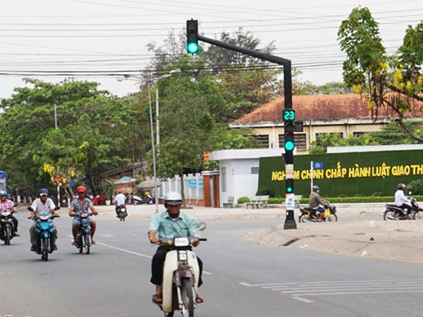 Xử lý thế nào với kẻ đâm chết người cha dắt con đi chơi công viên?