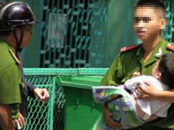 Đưa con đi dạo bị đâm chết: Hệ lụy từ những tin đồn thất thiệt
