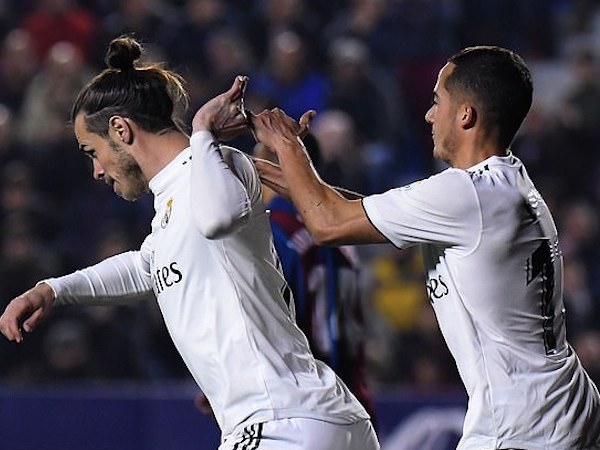 Ăn mừng bất thường, Bale tự cô lập mình tại Real Madrid