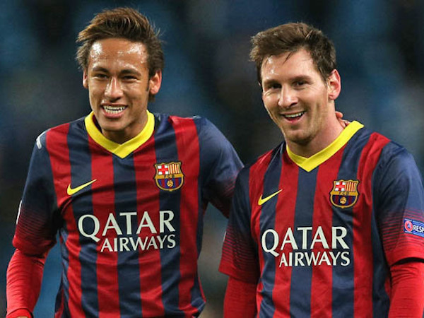 Neymar bật khóc khi nói về Lionel Messi