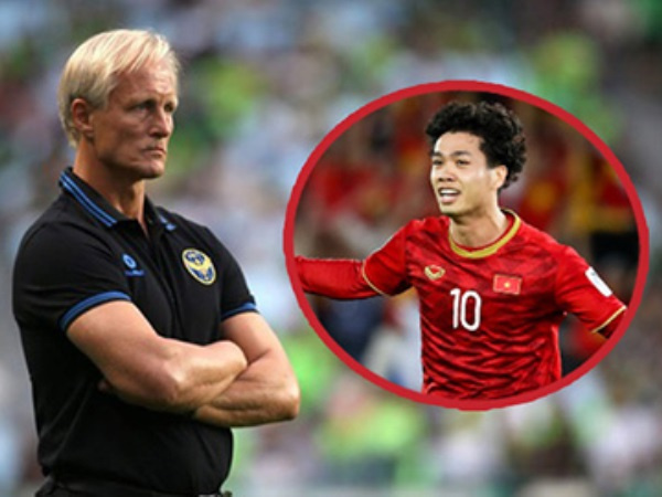 HLV Incheon United dành những lời 'có cánh' cho Công Phượng