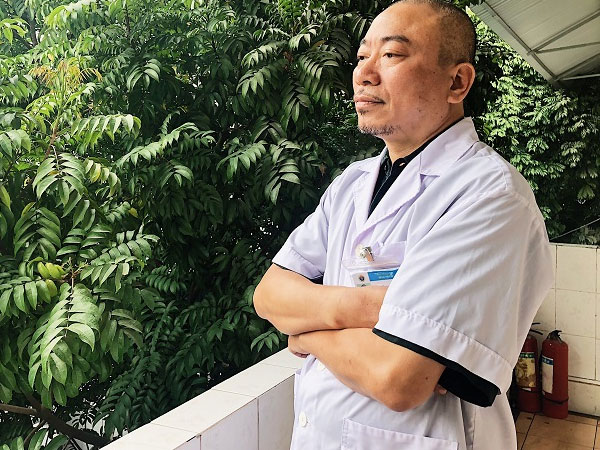 Ngày thầy thuốc không lời chúc của bác sĩ điều trị HIV/AIDS