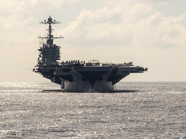 Tàu sân bay Mỹ trên Biển Đông lúc TT Trump đến Việt Nam